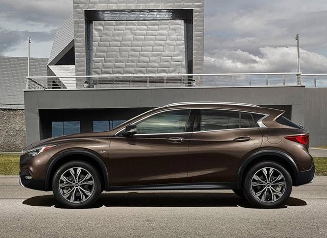 国产英菲尼迪QX30L加长版或将推 瞄宝马X1
