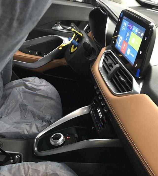 曝宝骏510 AMT自动挡车型谍照 旋钮式换挡