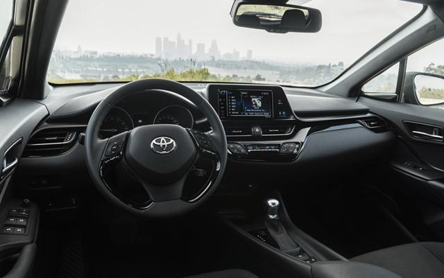 C-HR λСSUV