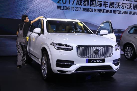 新款沃尔沃XC90 T8