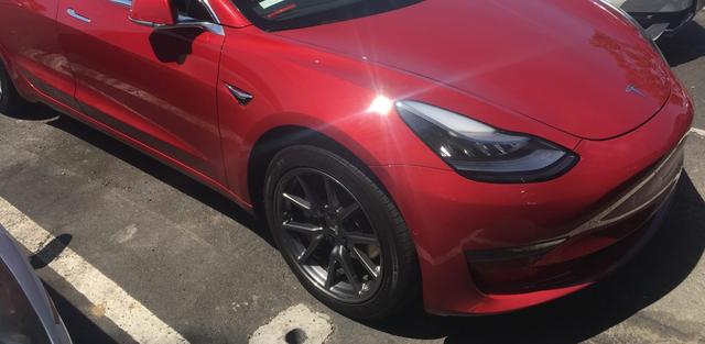 ˹Model 3ճֿܿ