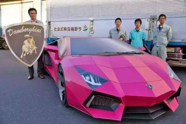 日本一包装公司老板用纸造1:1兰博基尼,又是一牛人!