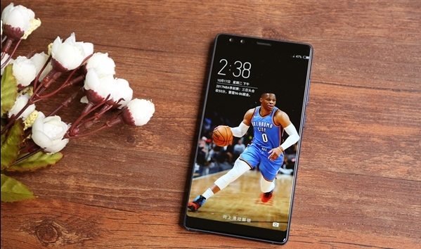 90.36%屏占比!努比亚Z17S 8+128GB降至3699元